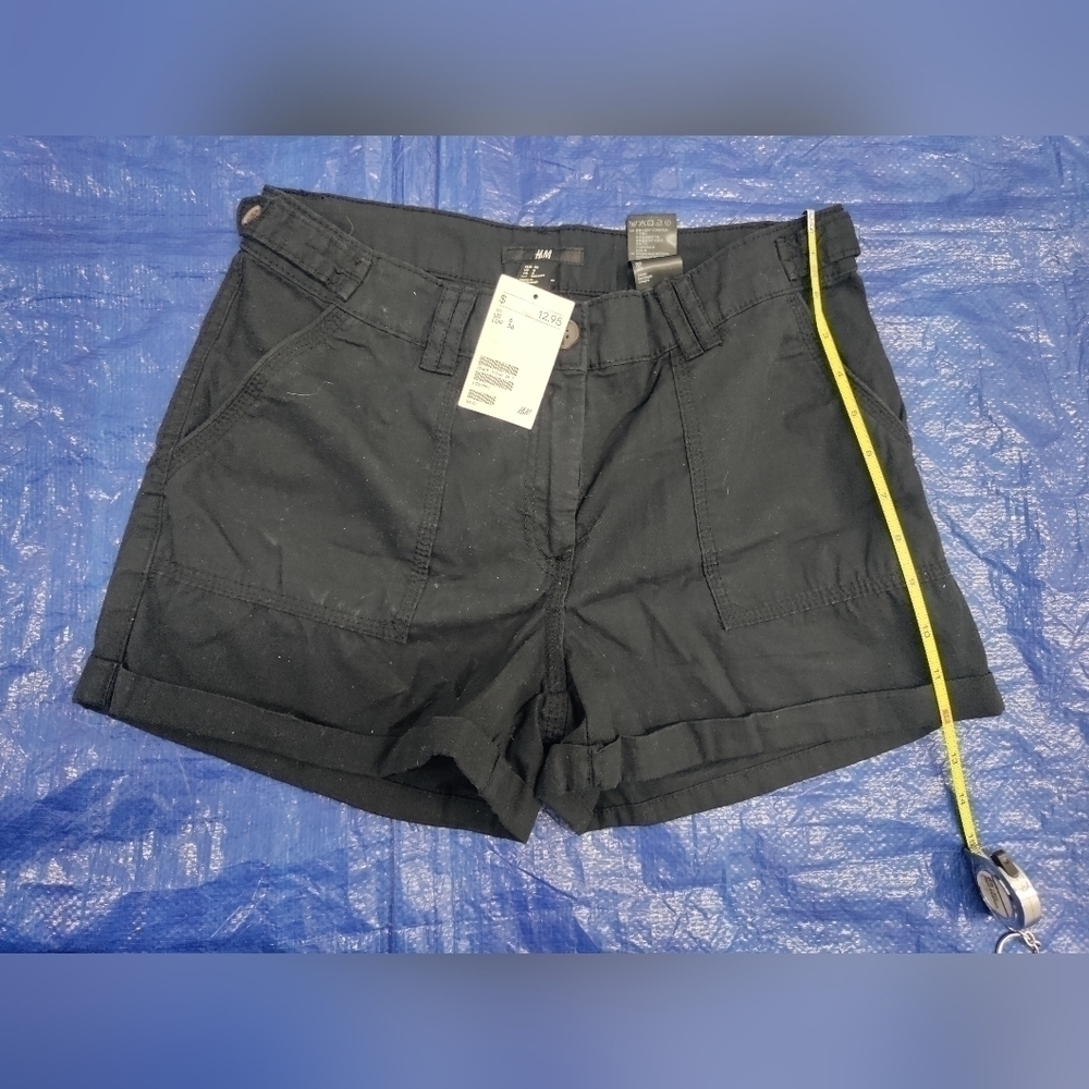 NEW !! H&M shorts